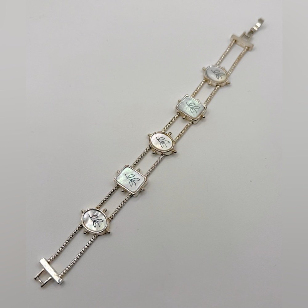 Elegant Silver Bracelet with Mother of Pearl Accents